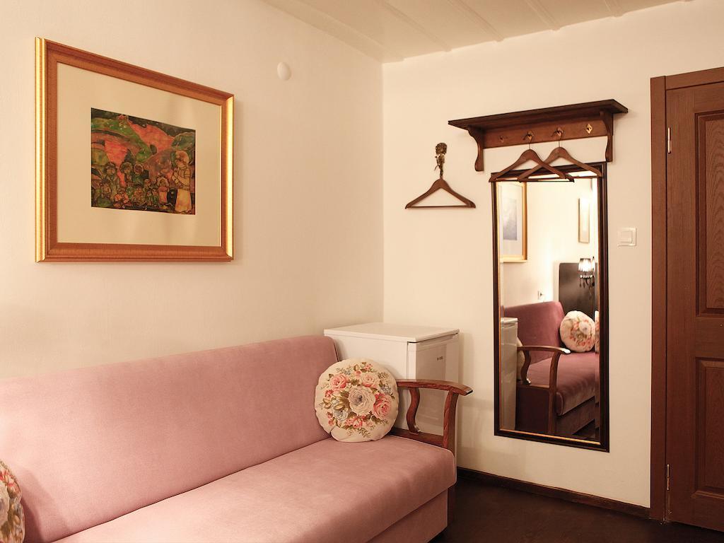 Marjolaine Hotel Ayvalik Room photo