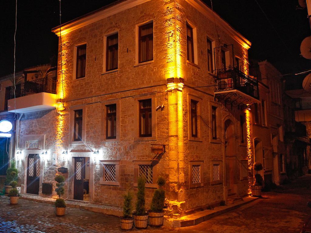 Marjolaine Hotel Ayvalik Exterior photo